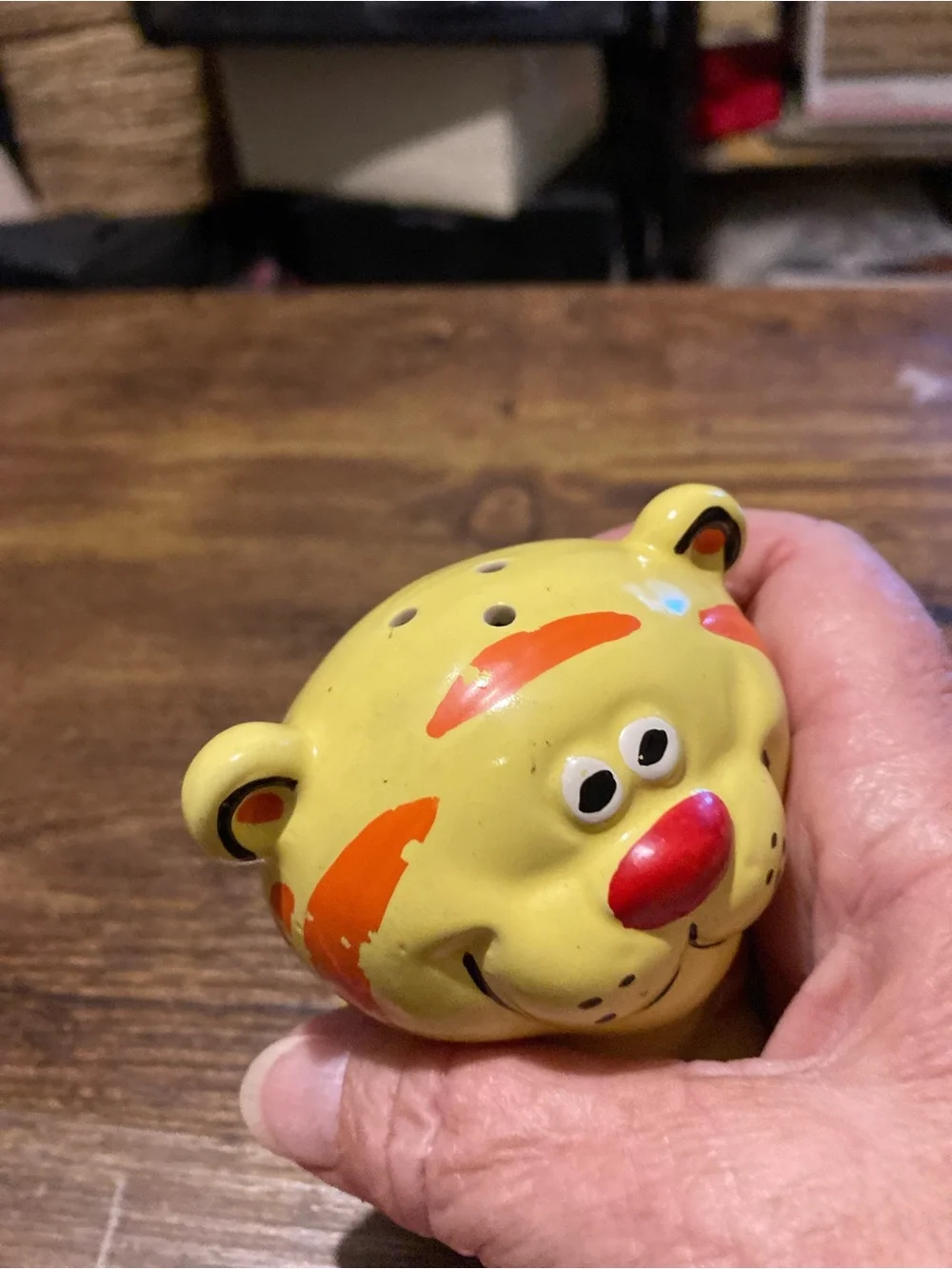 Whimsical yellow w/orange ceramic cat salt & pepper shakers